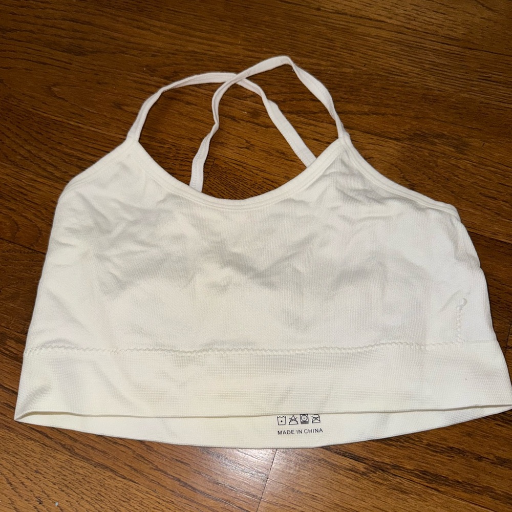 SHEIN White Seamless Strappy Sports Bralette